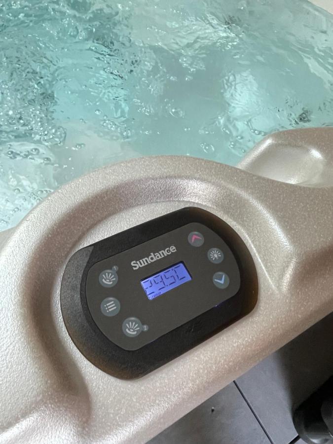 Magnifique Corps De Ferme Renove Avec Jacuzzi Villa Hillion Dış mekan fotoğraf